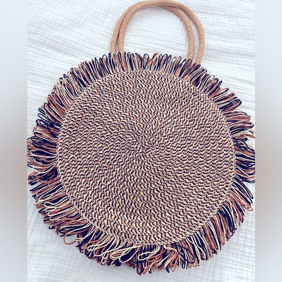 Beachy straw shoulder bag - Picture 1 of 6